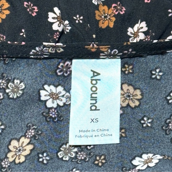 EUC (worn once) Abound Faux Wrap Style Mini Dress in Black Floral. Size XS 👗 - Picture 10 of 11